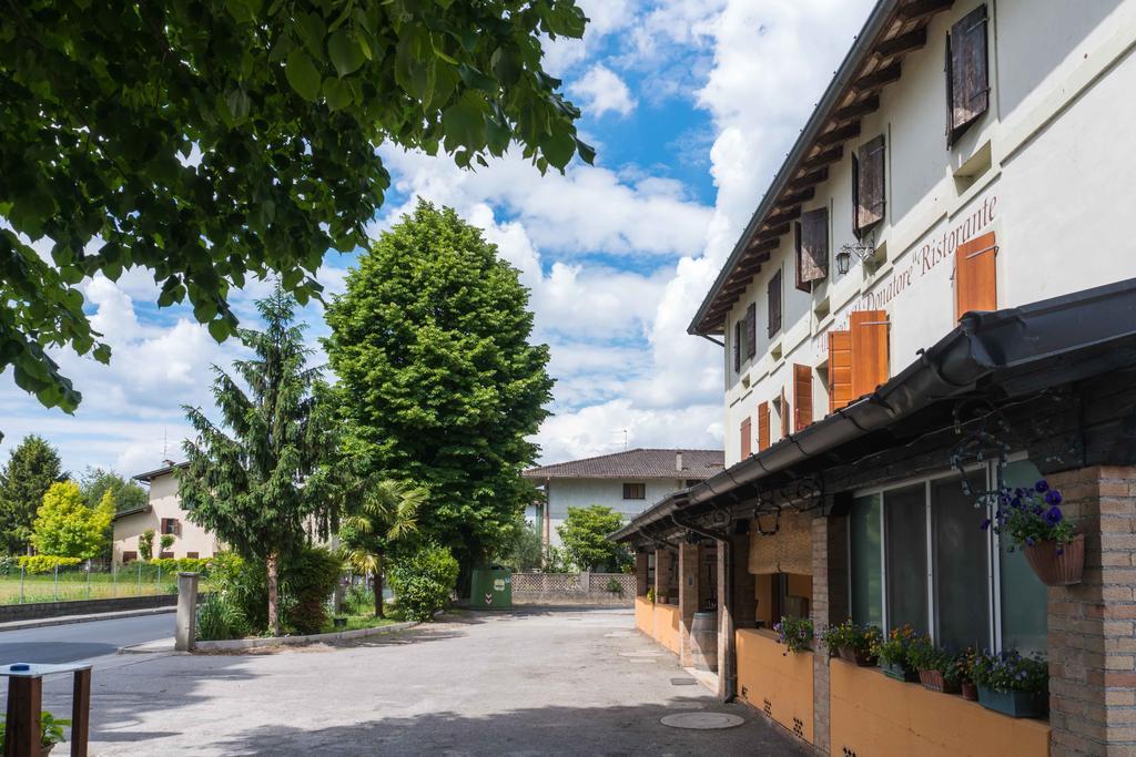 Ristorante Albergo Al Donatore Teòr Exteriör bild